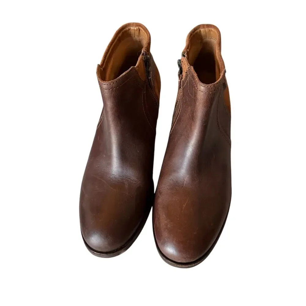 Clark’s Artisan Sz 9 Maypearl Brown Rustic Buckle Side Boots Leather Western
